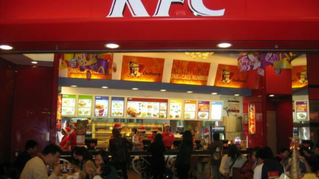 KFC a reluat utilizarea dozatoarelor de băuturi răcoritoare