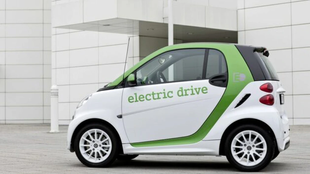 Mercedes şi Geely vor construi Smart electric în China