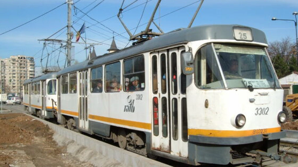 STB vrea să retragă de pe traseu ultimele tramvaie cehești Tatra, după venirea noilor tramvaie cumpărate de Primăria Capitalei VIDEO