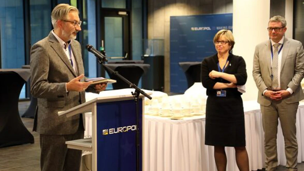 Europol se așteaptă ca după descoperirea unui vaccin împotriva SARS-CoV-2 să apară o adevărată piață neagră de vaccinuri false