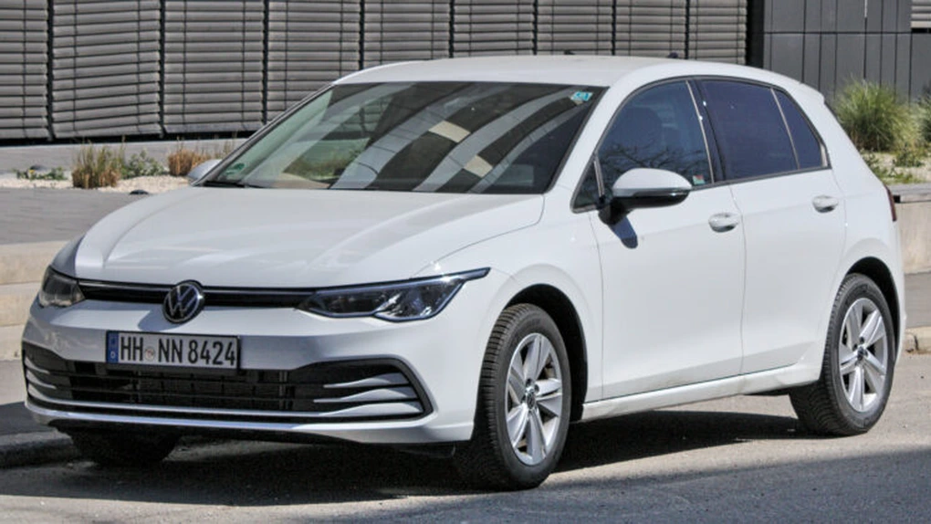 Volkswagen a sistat vânzările modelului Golf 8, după ce a fost descoperită o defecțiune la sistemul care apelează serviciul de urgență