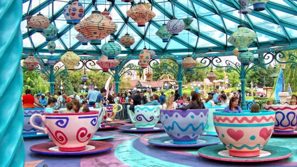 Disneyland Paris urmează să se redeschidă în etape pentru vizitatori începând cu data de 15 iulie