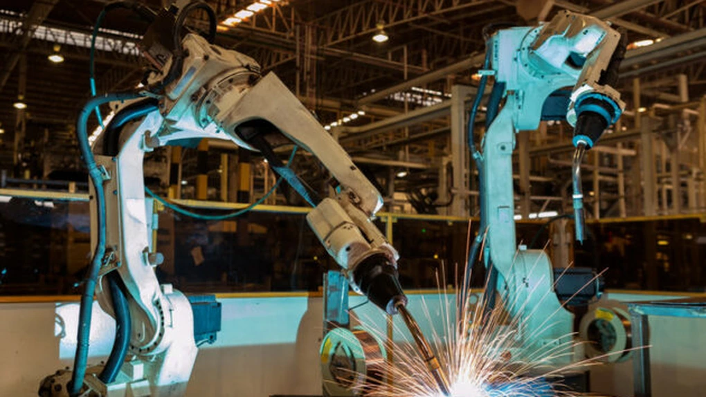 Numărul de roboţi industriali a atins un nivel record. Care sunt ţările care cumpără cel mai mult şi de ce angajaţii nu trebuie să se teamă