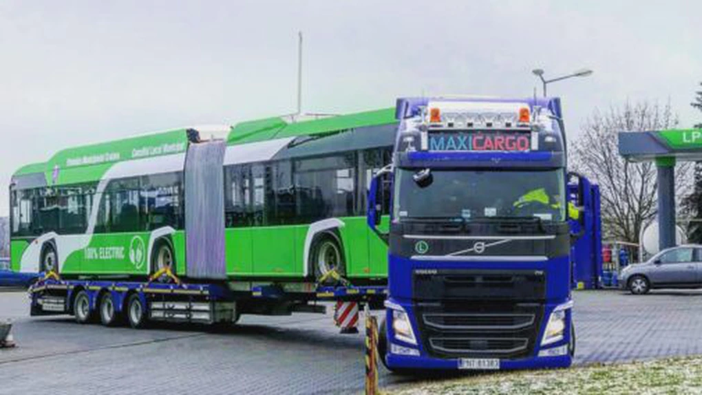 Compania Solaris a început livrarea a 16 autobuze electrice către Primăria Craiova