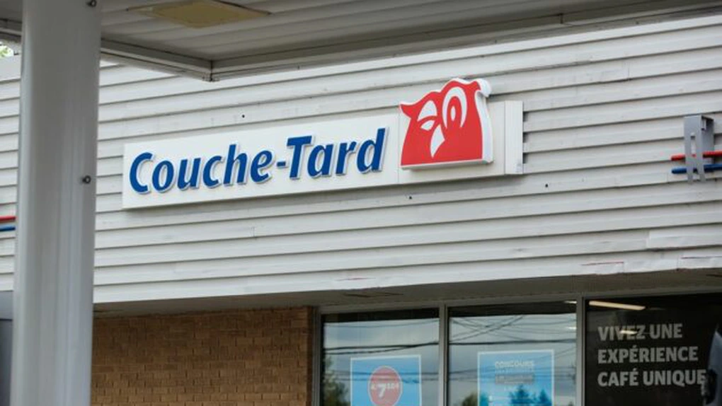 Grupul canadian Couche-Tard este interesat de preluarea Carrefour