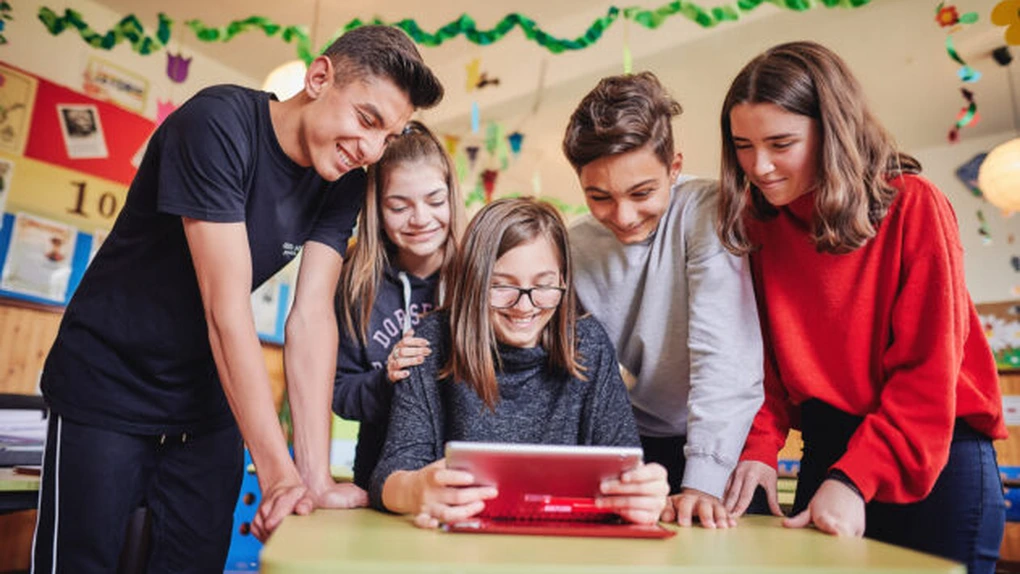 Vodafone investeşte 20 de milioane de euro pentru a dezvolta competenţele digitale și educaţia în 14 ţări, inclusiv România