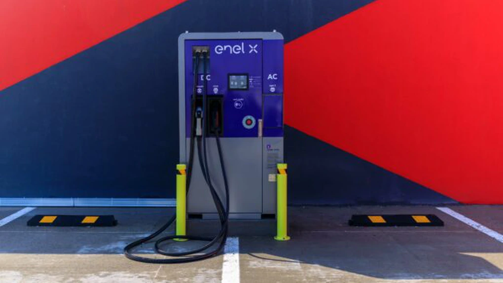 Enel instalează stații de încărcare a mașinilor electrice în 12 mall-uri din România, deținute de NEPI Rockcastle