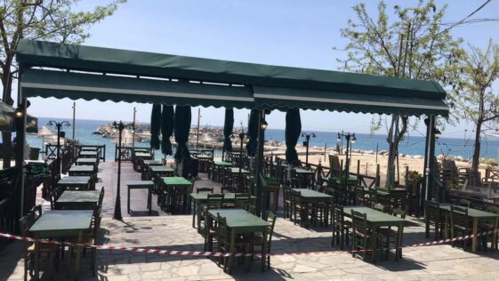 Grecia redeschide terasele cafenelelor şi restaurantelor după o pauză de şase luni