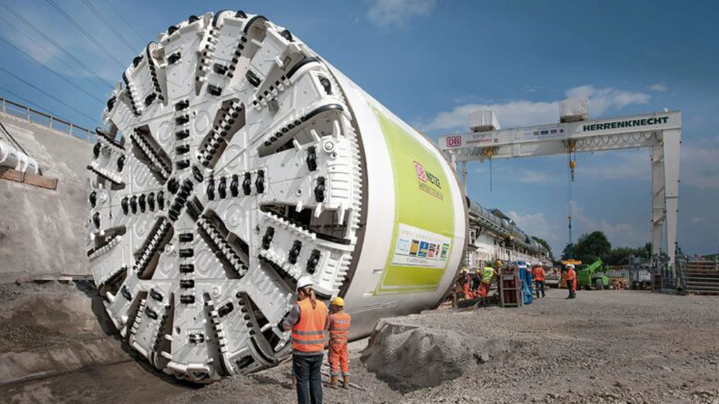 Calea ferată Brașov - Sighișoara: Tuneluri de 12 km vor fi săpate pe secțiunea Apața - Cața cu tehnologie folosită în Qatar
