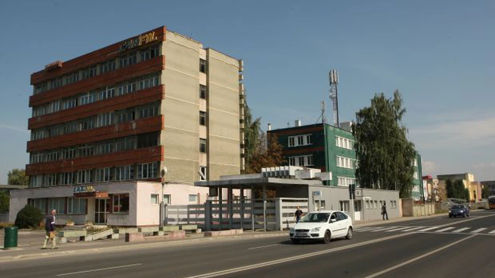 Grevă la Carfil Braşov, parte a Romarm - Angajaţii au oprit lucrul. Cer plata salariilor restante