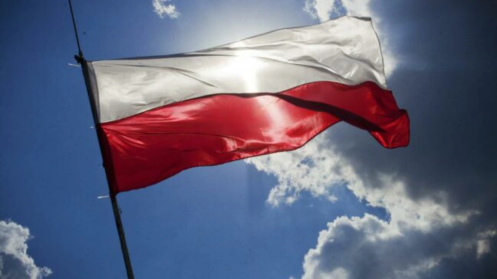 Polonia dezminte relatările mass-media cum că ar intenţiona să trimită avioane Ucrainei