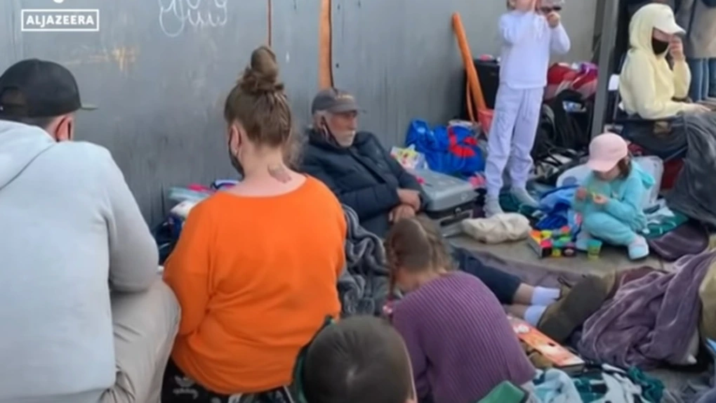 Refugiații ucraineni au prioritate la intrarea din Mexic în Statele Unite