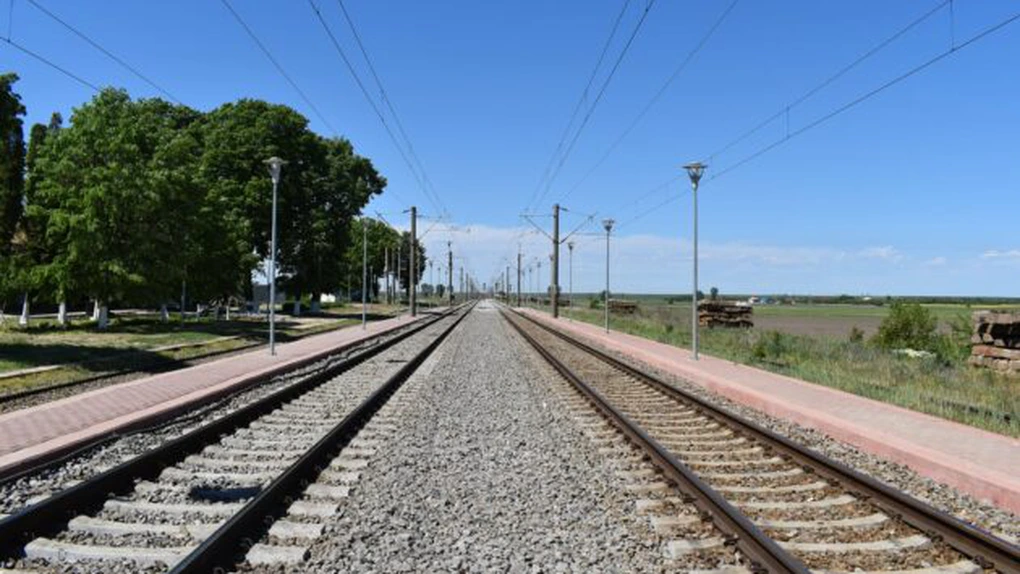 Calea ferată București - Craiova: CFR contractează lucrări de 278 milioane de lei pentru eliminarea unor restricții de viteză
