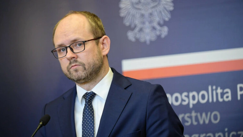 Varșovia cere impunerea unui al șaptelea pachet de sancțiuni împotriva Rusiei, care să vizeze interzicerea totală a vânzărilor de tehnologie