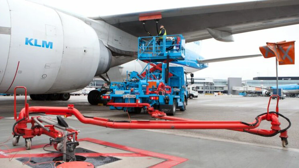 Air France-KLM România şi Trust Motors semnează un contract pentru producerea de combustibil sustenabil pentru aviaţie