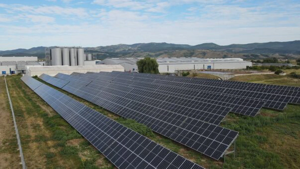 Electrica Furnizare va construi o nouă centrală fotovoltaică pentru Romaqua Group, în apropiere de Fabrica de Bere Albacher din Sebeș