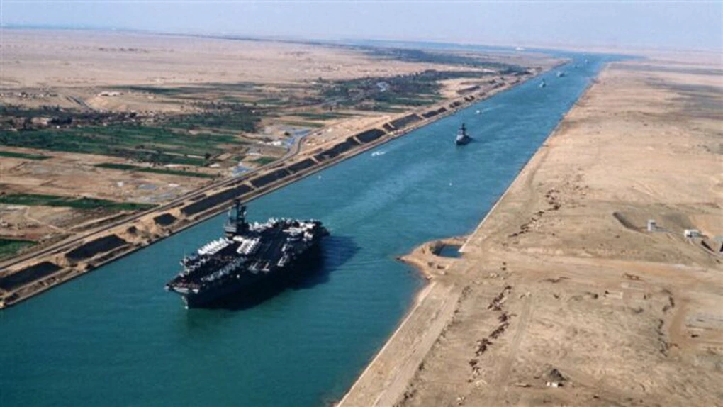 Autoritatea Canalului Suez a anunţat venituri record, de şapte miliarde dolari