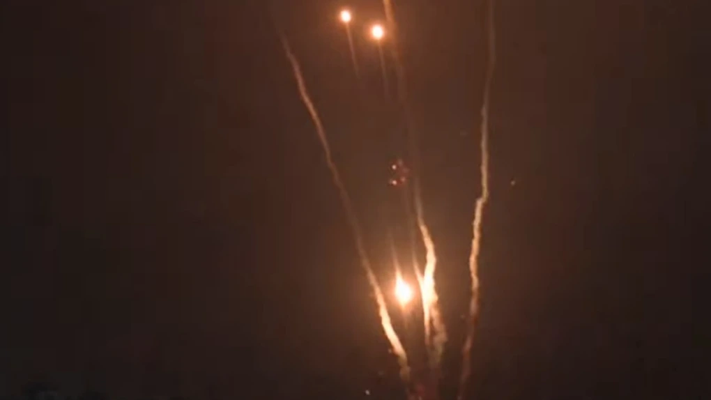 Israelul a continuat în această noapte să bombardeze Fâșia Gaza, în timp ce gruparea Jihadul Islamic a lansat tiruri de rachete spre teritoriul statului evreu (Video)