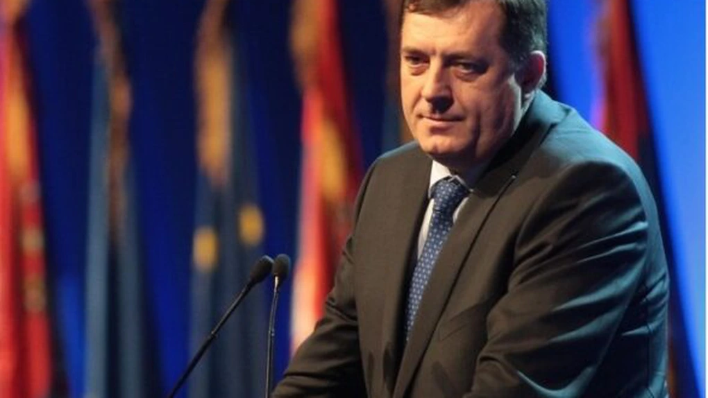 Liderul sârbilor bosniaci Milorad Dodik a fost inculpat sub acuzația de nerespectare a deciziilor reprezentantului internaţional pentru pace. El riscă cinci ani de închisoare
