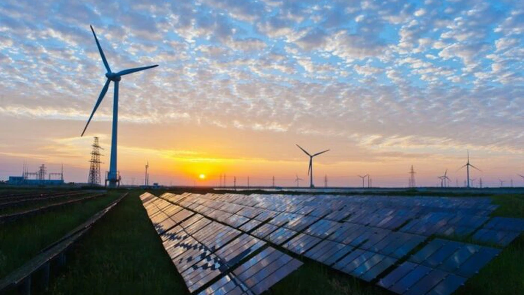 Noul mod de taxare votat de deputați forțează oprirea a mii de MW din regenerabile în plină criză energetică în România – Avertisment dur PATRES și RWEA