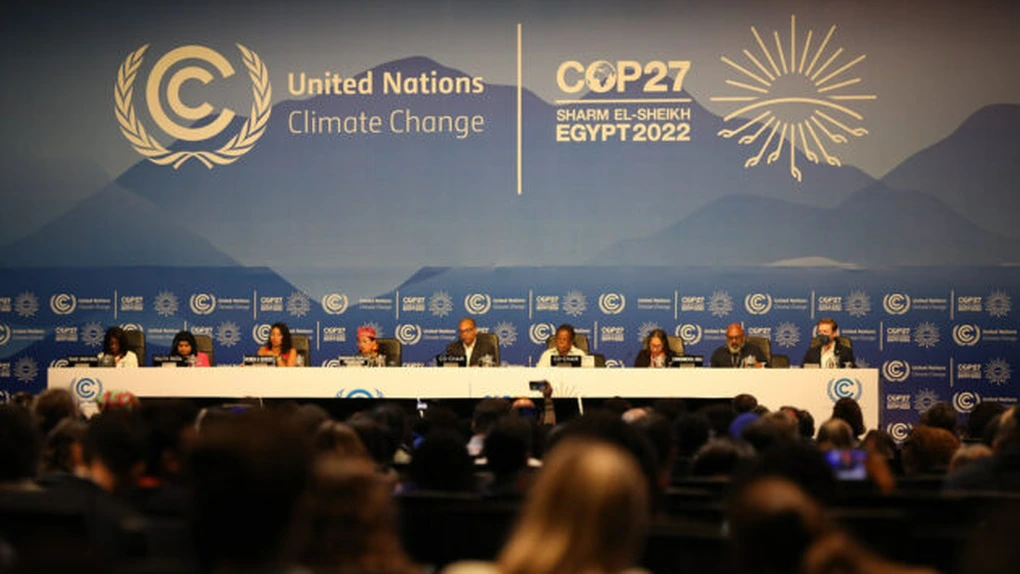 Participanţii la Summitul COP27 au încheiat un acord pentru crearea unui fond de sprijinire a țărilor sărace afectate de schimbările climatice