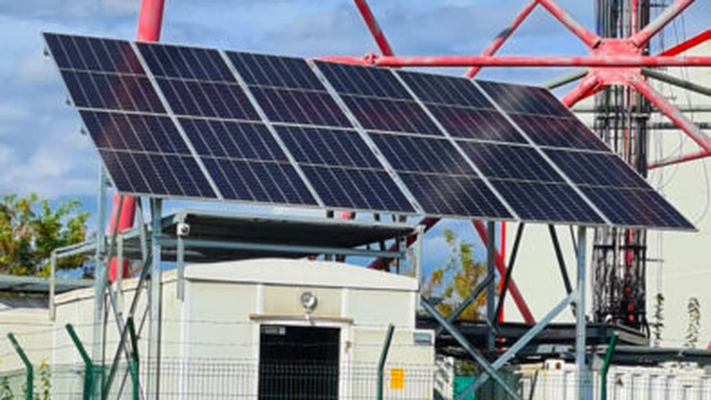 Orange România instalează panouri fotovoltaice în centrele sale. Programul începe la Constanța și va dura patru ani