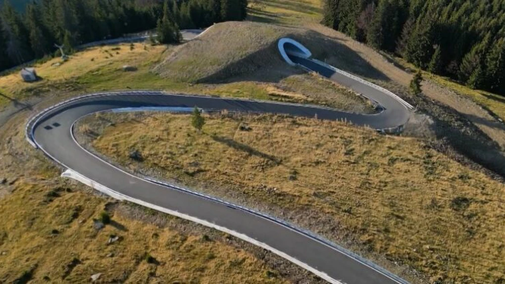 Munţii Parâng: drum judeţean cu valoare naţională