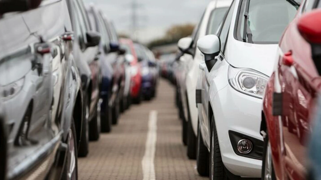 ACEA: Vânzările de autoturisme noi în UE vor creşte anul viitor cu doar 2,5%