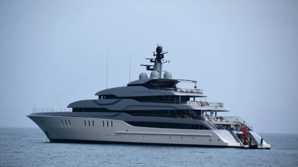 Justiția americană a inculpat un cetățean britanic și unul elvețian pentru că l-au ajutat pe oligarhul rus Viktor Vekselberg să evite confiscarea yachtului său