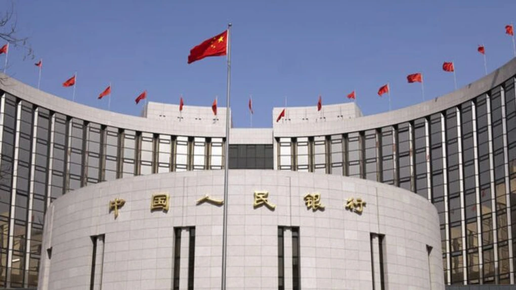 Banca Națională a Chinei le scade salariile angajaților săi, ca urmare a reformei care vizează reducerea disparităților dintre venituri
