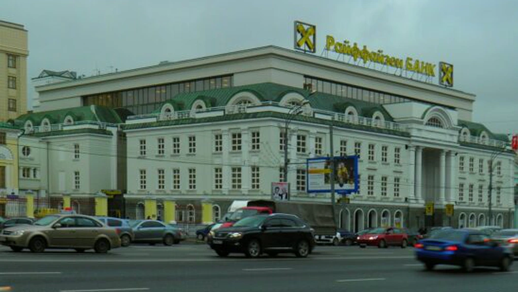 Autoritățile americane au început o anchetă care vizează afacerile Raiffeisen Bank în Rusia