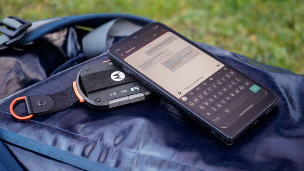 Motorola lansează un dispozitiv Bluetooth universal oferă conectivitate prin satelit oricărui smartphone iOS sau Android