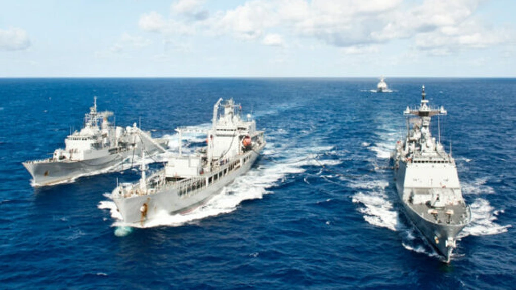 Formaţiune navală chineză condusă de portavionul Shandong, observată în strâmtoarea Taiwan
