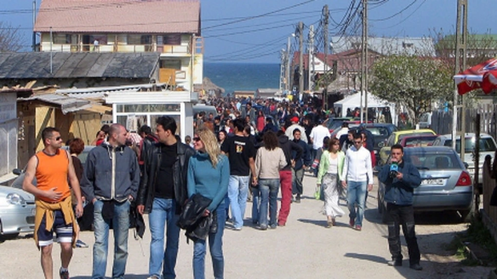 Minivacanţa de 1 Mai - Peste 100.000 de turişti au fost pe litoralul românesc