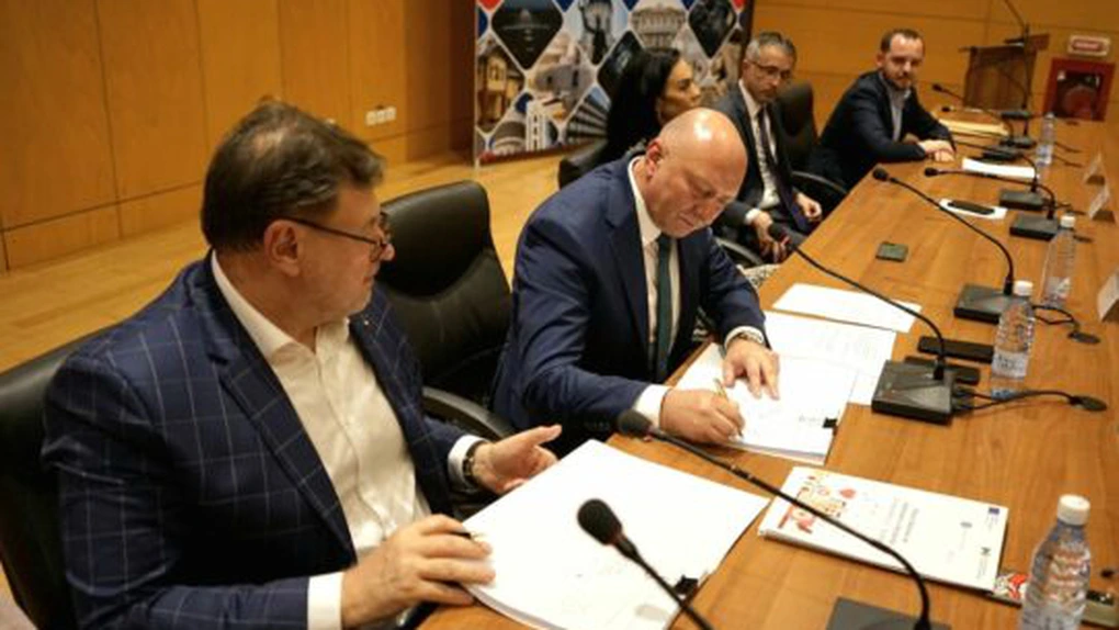 Alexandru Rafila a semnat două contracte de finanțare prin PNRR a spitalelor din Bacău și Vaslui în valoare de peste 500 de milioane de lei