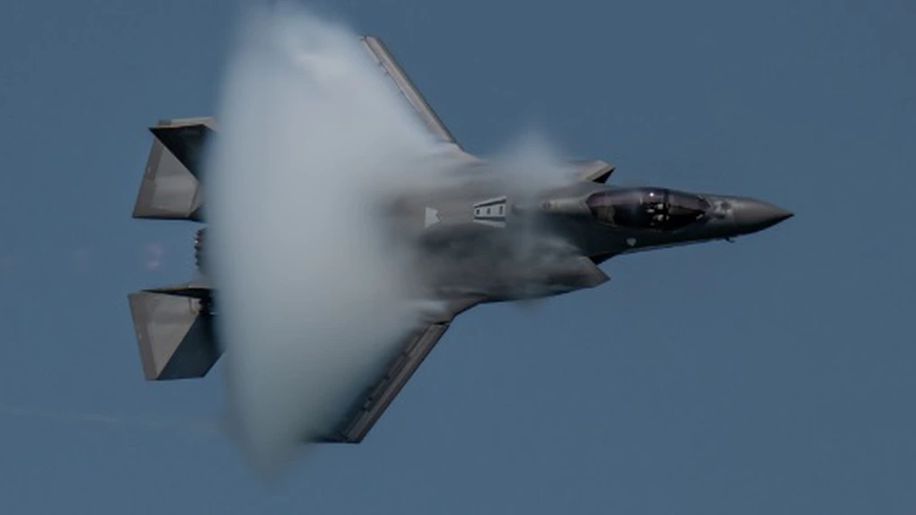 Avioane britanice şi suedeze au interceptat două aeronave ruse