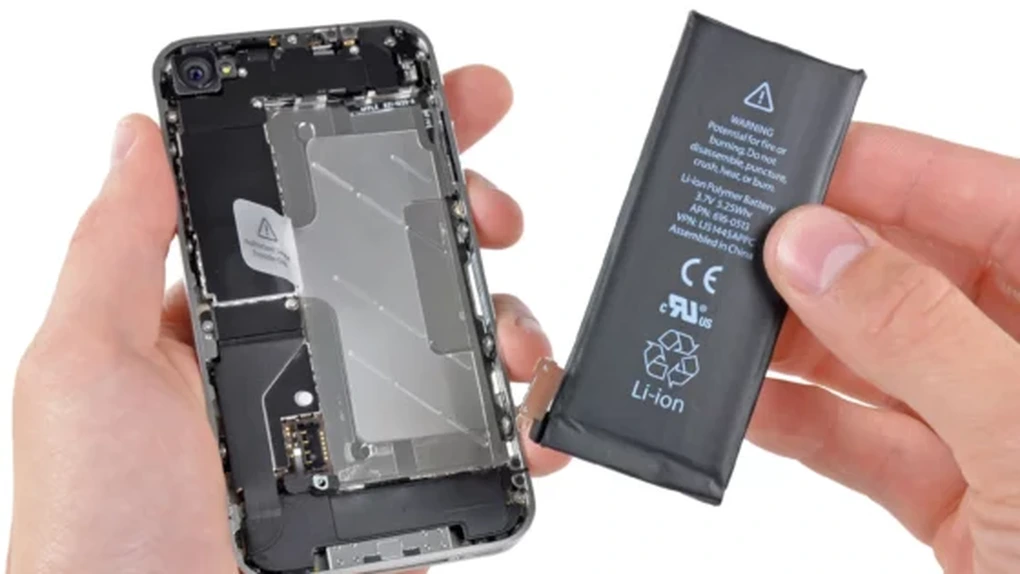 E oficial! Smartphone-urile vor avea din nou baterii care pot fi demontate și înlocuite