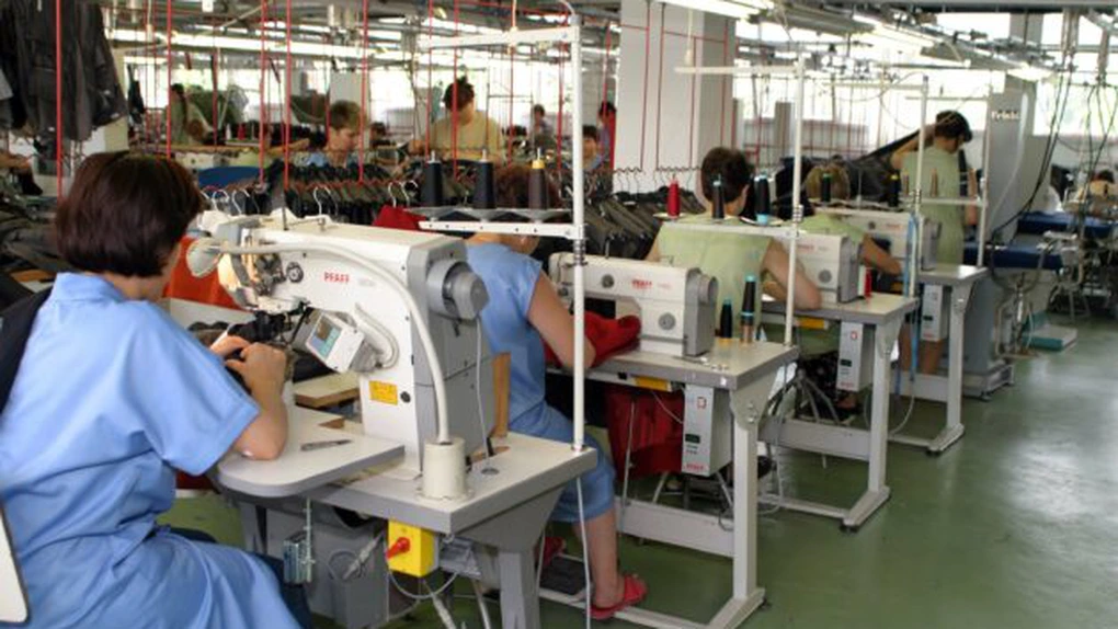 Federaţia Sindicatelor Libere din România avertizează că industria textilă este amenințată de creșterea costului salarial și cere Guvernului sprijinirea acestui sector economic