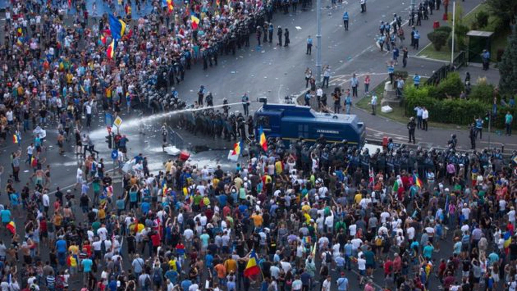 Foşti şefi ai Jandarmeriei, trimişi în judecată în dosarul 10 august. 312 persoane s-au constituit părţi civile