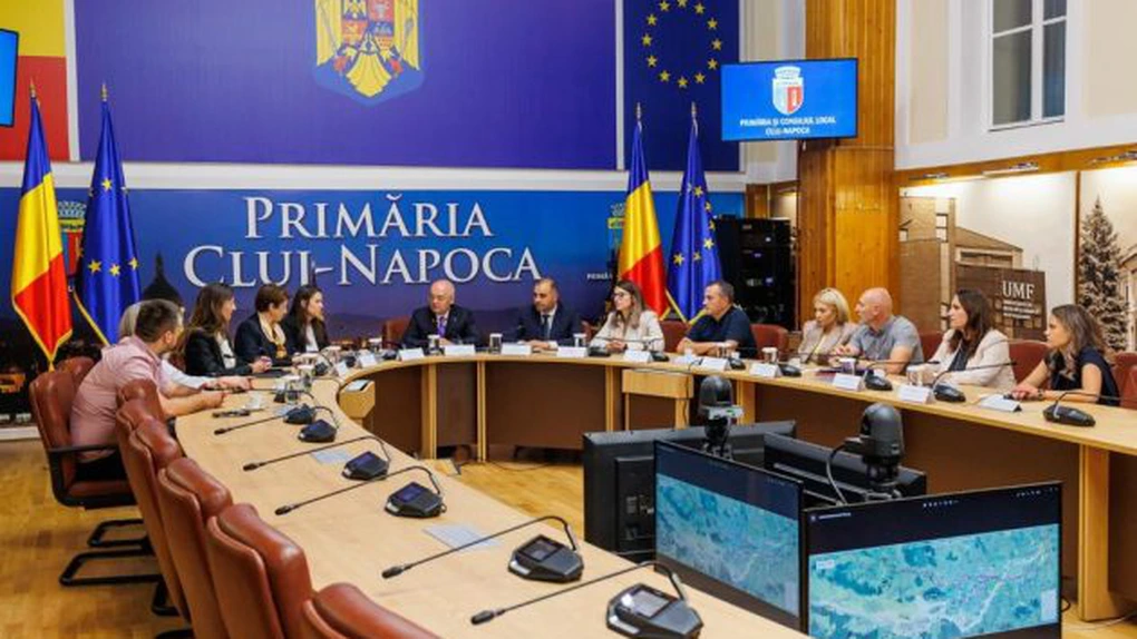 Emil Boc a semnat contractul pentru construirea primului tronson al centurii metropolitane a municipiului Cluj-Napoca. Licitația a fost câștigată de o asociere de firme românești