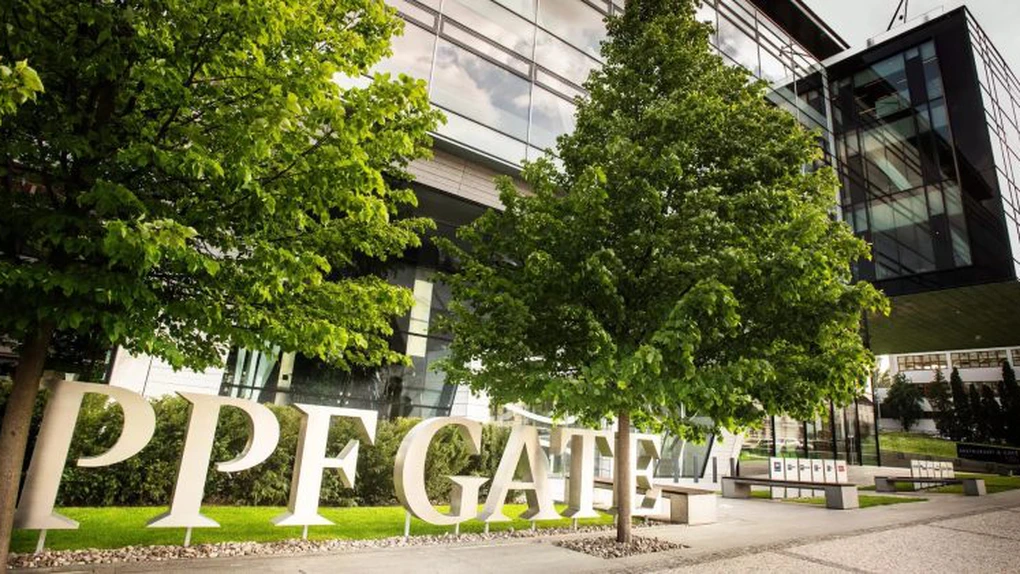 Emirates Telecommunications din Abu Dhabi a cumpărat o participație de control la PPF Telecom din Bulgaria, Ungaria, Serbia și Slovacia