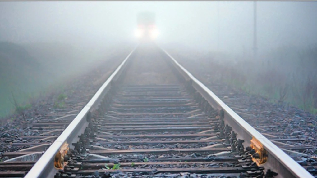 Brăila: Un tren cu 130 de călători - blocat, fără căldură, din cauza ruperii firului de tensiune şi a pantografului