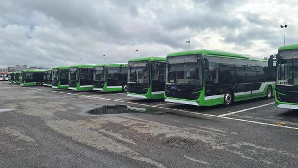 Primele autobuze electrice din București vor intra de mâine în circulație