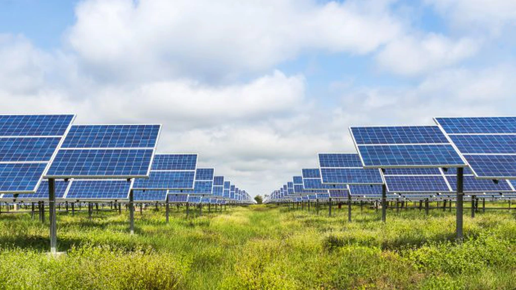 INVL Renewable Energy Fund I împrumută 25 de milioane de euro de la banca austriacă Kommunalkredit pentru construirea unor centrale solare în România, cu capacitatea de 51 MW