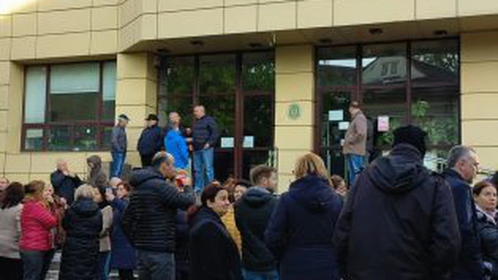 FNSA: Dacă Guvernul va continua politica salarială discriminatorie, există riscul blocării instituţiilor responsabile cu organizarea alegerilor din 2024