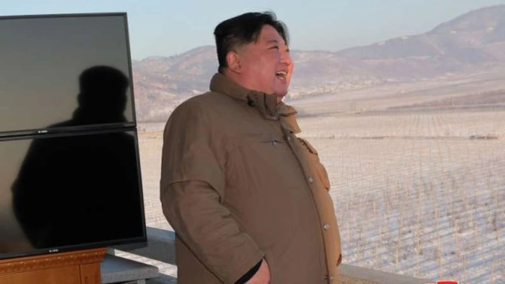 Kim Jong Un a supravegheat testarea unor rachete de croazieră lansate de pe un submarin