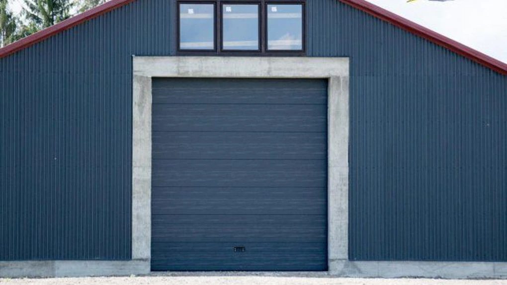 Uşi de garaj într-o gamă largă de culori și modele, de la Alexiana Group