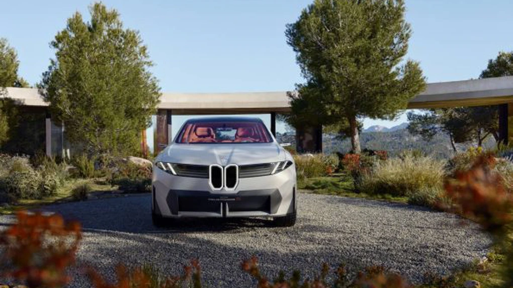 A doua interpretare a „noii clase” BMW: Vision Neue Klasse X