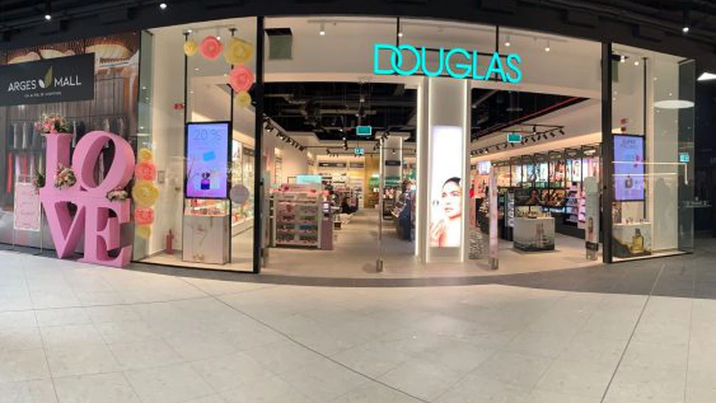 DOUGLAS România a deschis primul său magazin din Pitești, al 42-lea din rețea