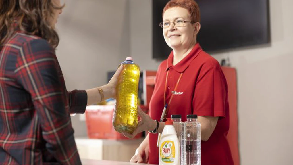 Biodiesel din ulei alimentar uzat. Auchan a colectat de la clienți un milion de litri